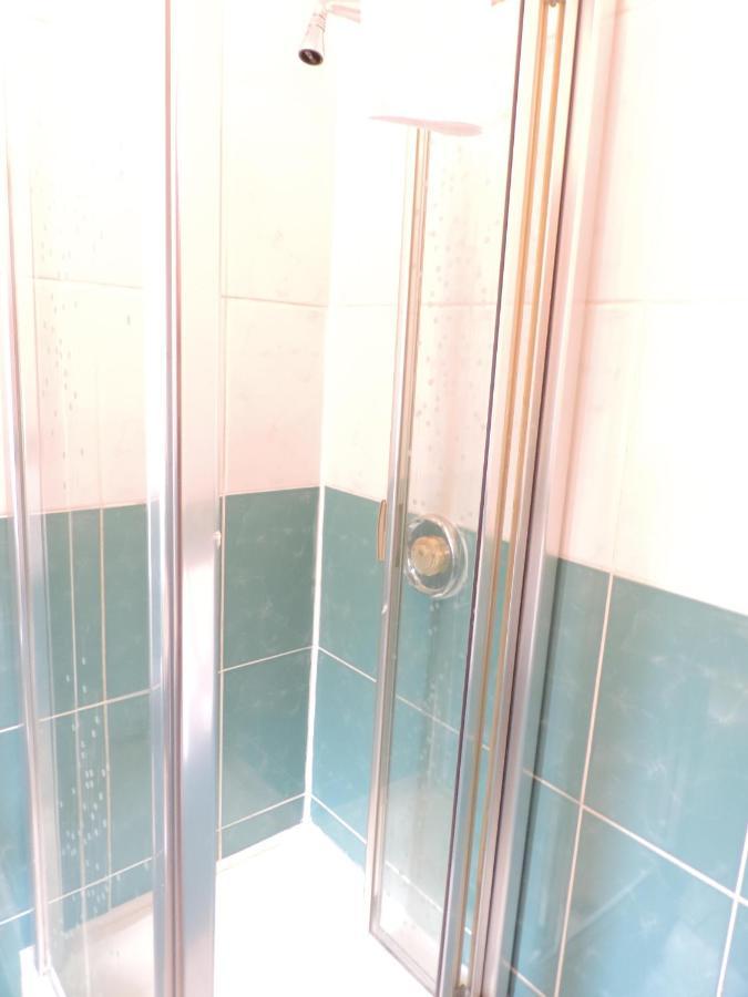 Ballylickey Ouvane Falls Inn חדר תמונה
